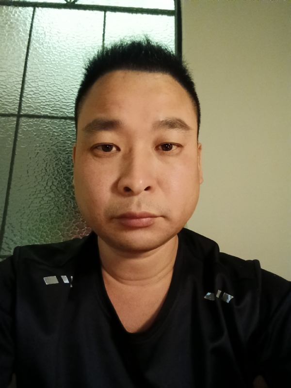 信念的第一张照片--陆川王婆说媒